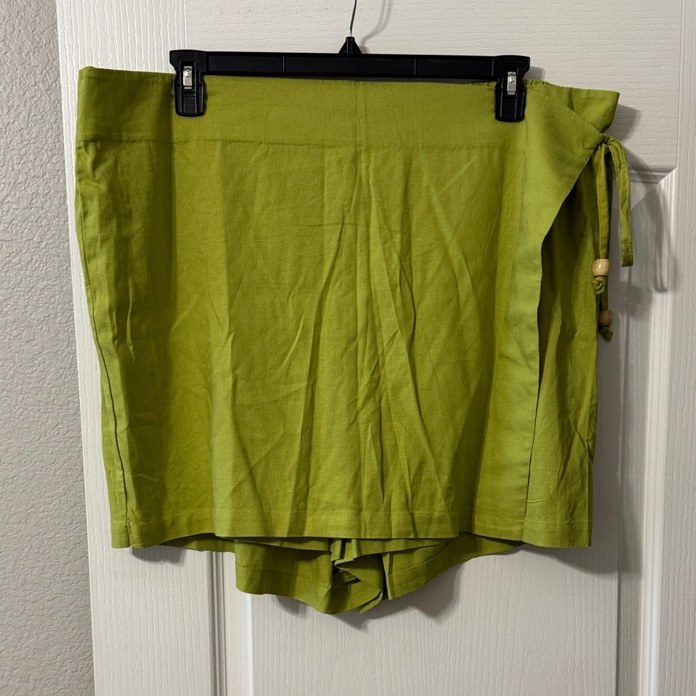 Eloquii 22 NWT Green Women's Wrap Skort